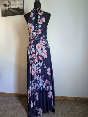 Premier Amour | Dresses | Premier Amour Floral Maxi Long Sleeve Maxi Dress  | Poshmark